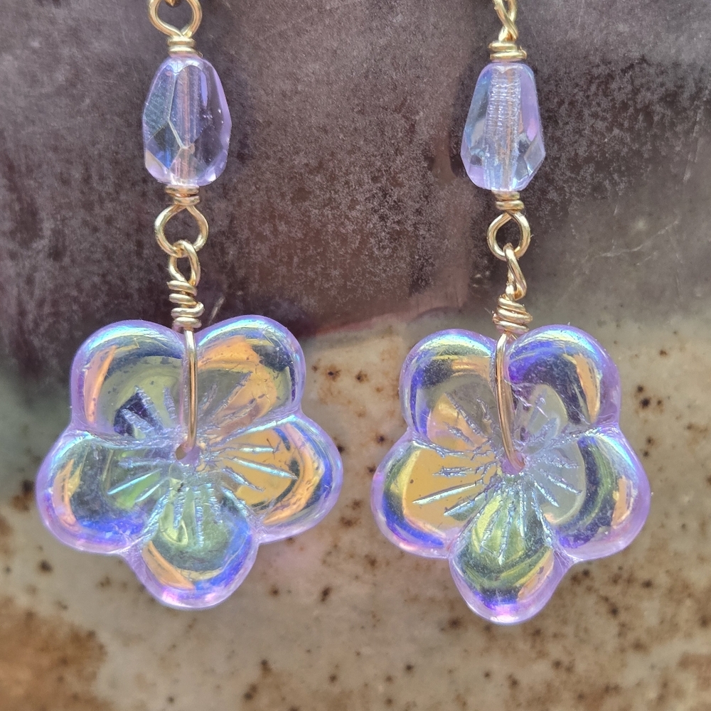 Thistle Purple AB Czech Glass Flower Dangle Earrings, NEW 18K Gold Plated Hooks - Picture 3 of 9